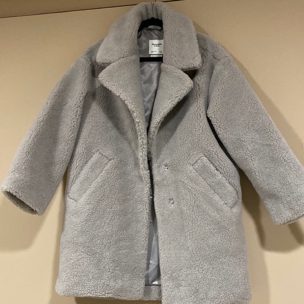 Abercrombie & Fitch “Teddy Coat”